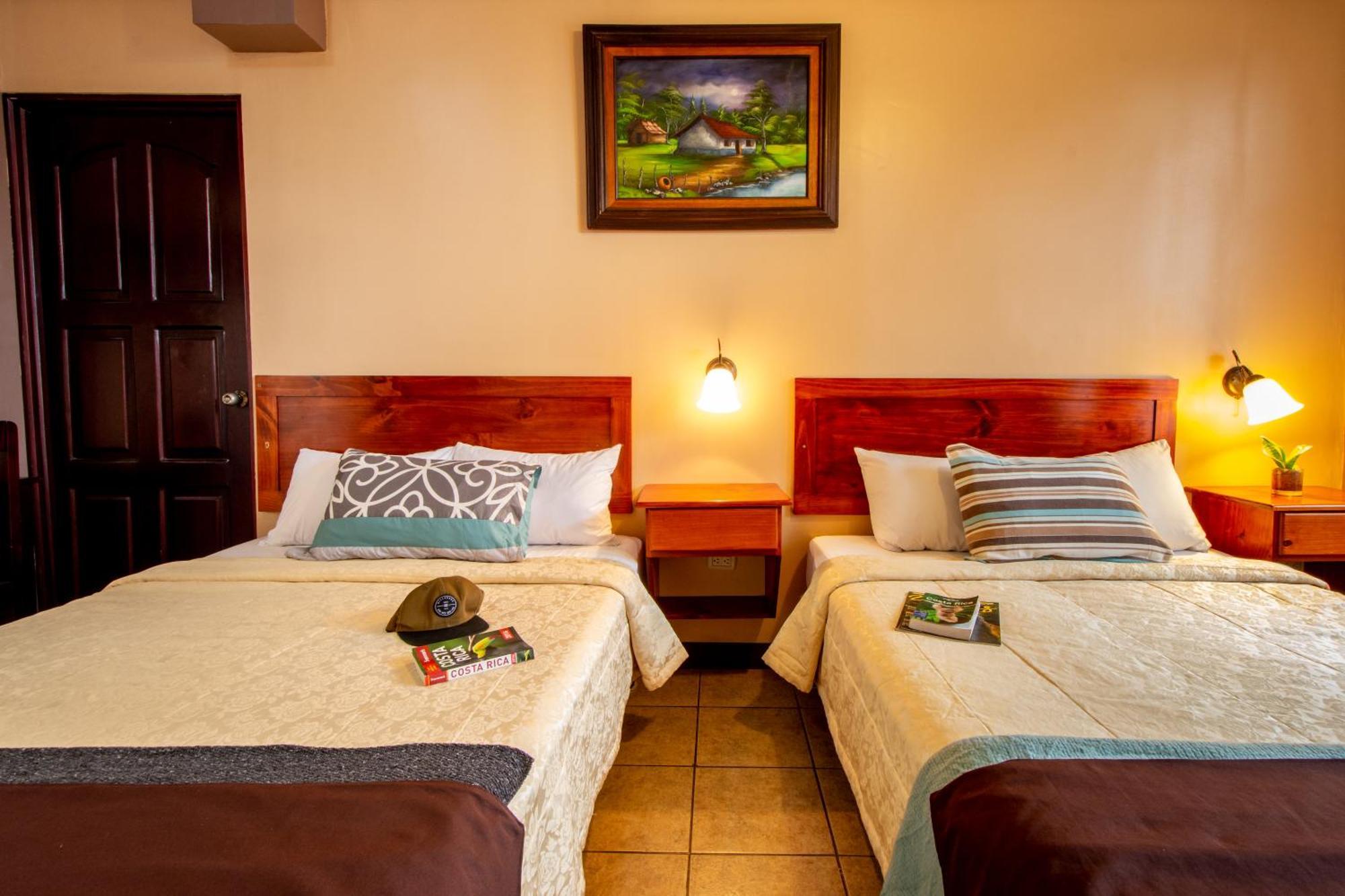 Hotel Las Colinas La Fortuna Kültér fotó