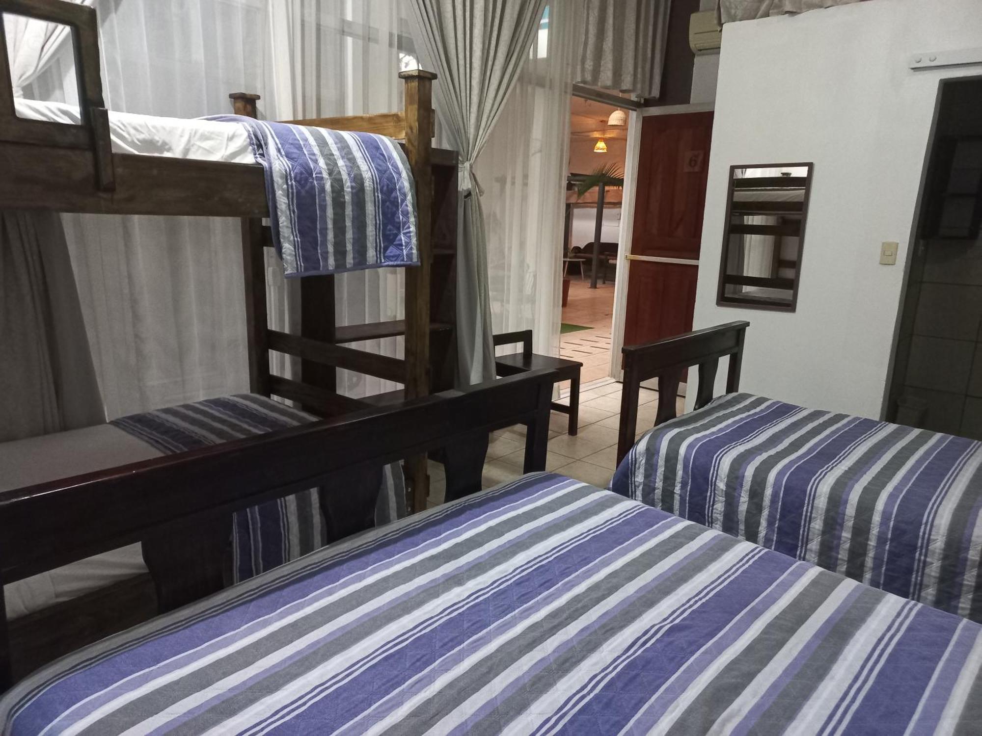 Hotel Las Colinas La Fortuna Kültér fotó