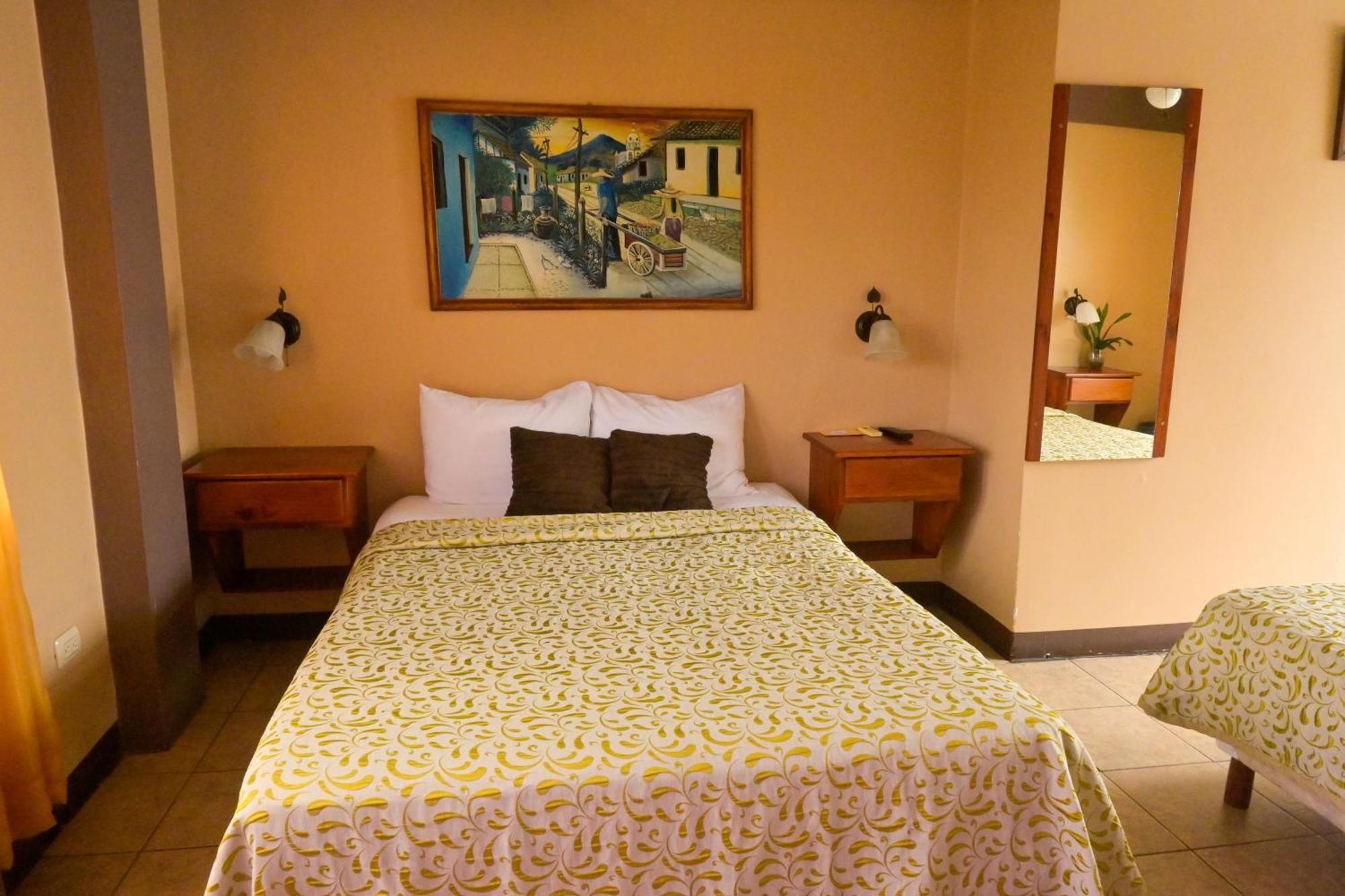 Hotel Las Colinas La Fortuna Kültér fotó