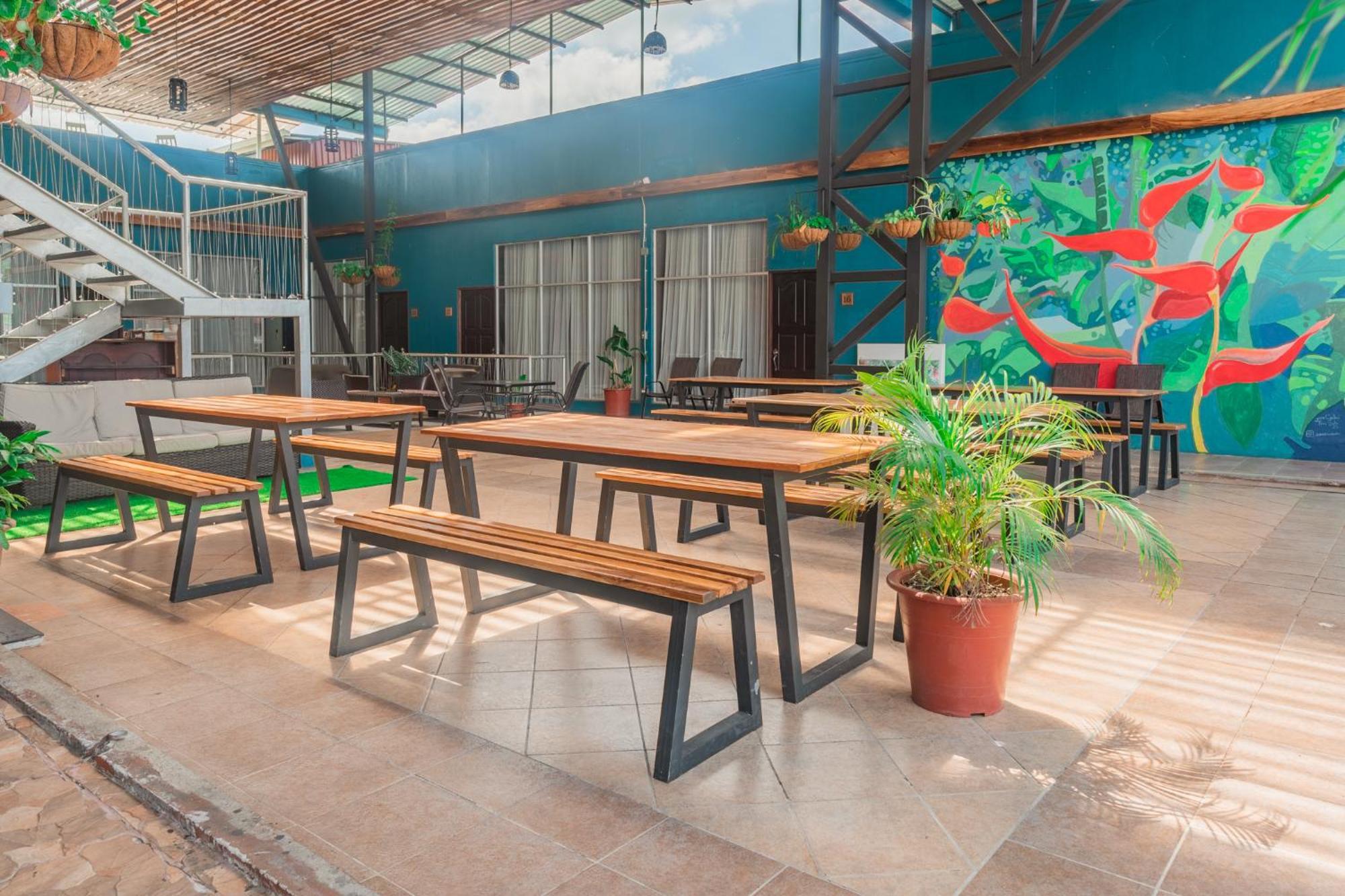 Hotel Las Colinas La Fortuna Kültér fotó