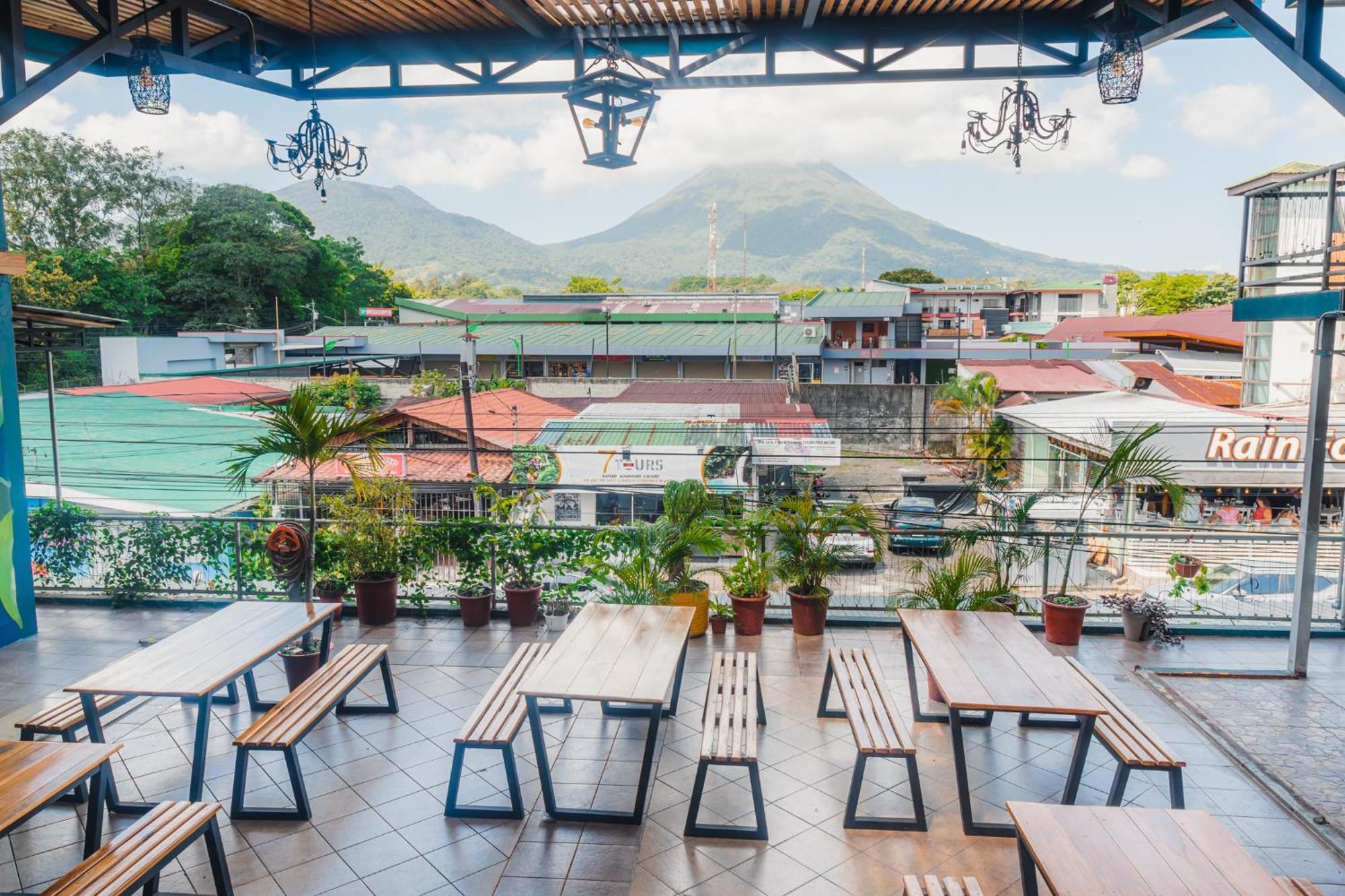 Hotel Las Colinas La Fortuna Kültér fotó