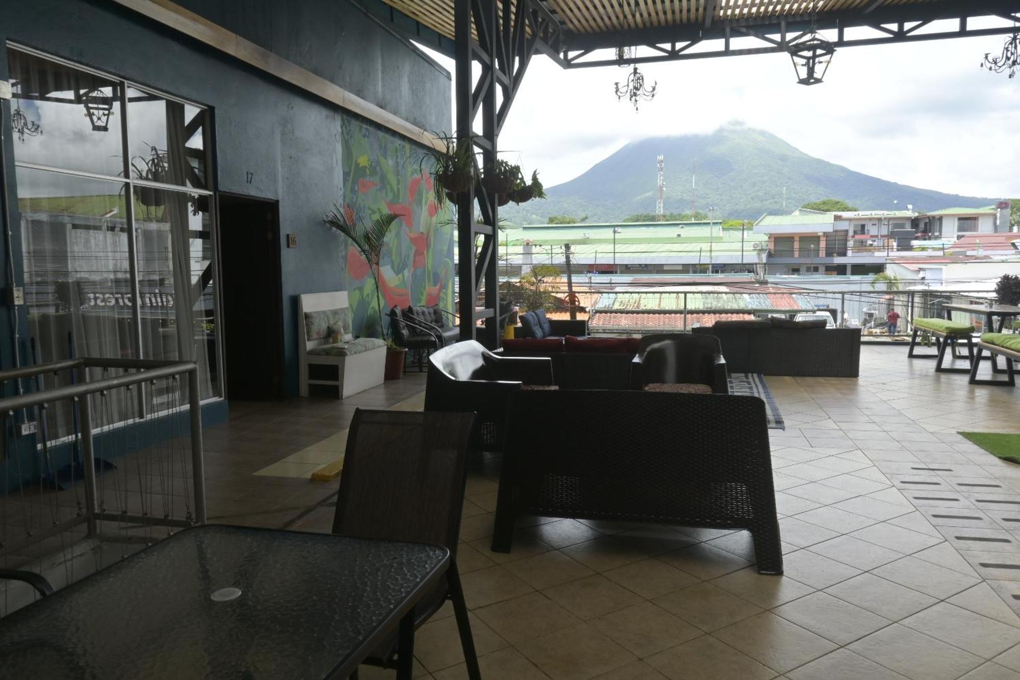 Hotel Las Colinas La Fortuna Kültér fotó
