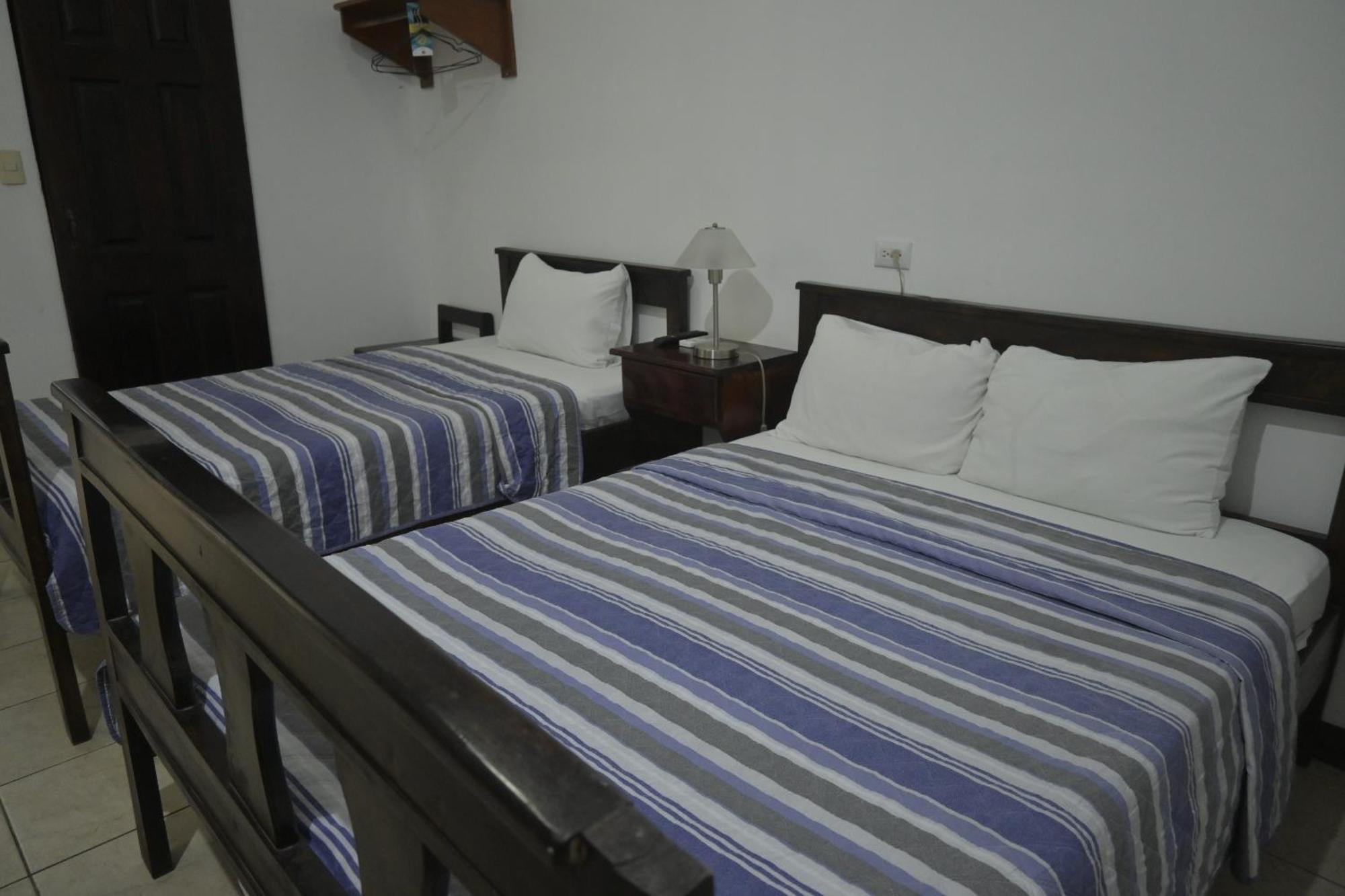 Hotel Las Colinas La Fortuna Kültér fotó