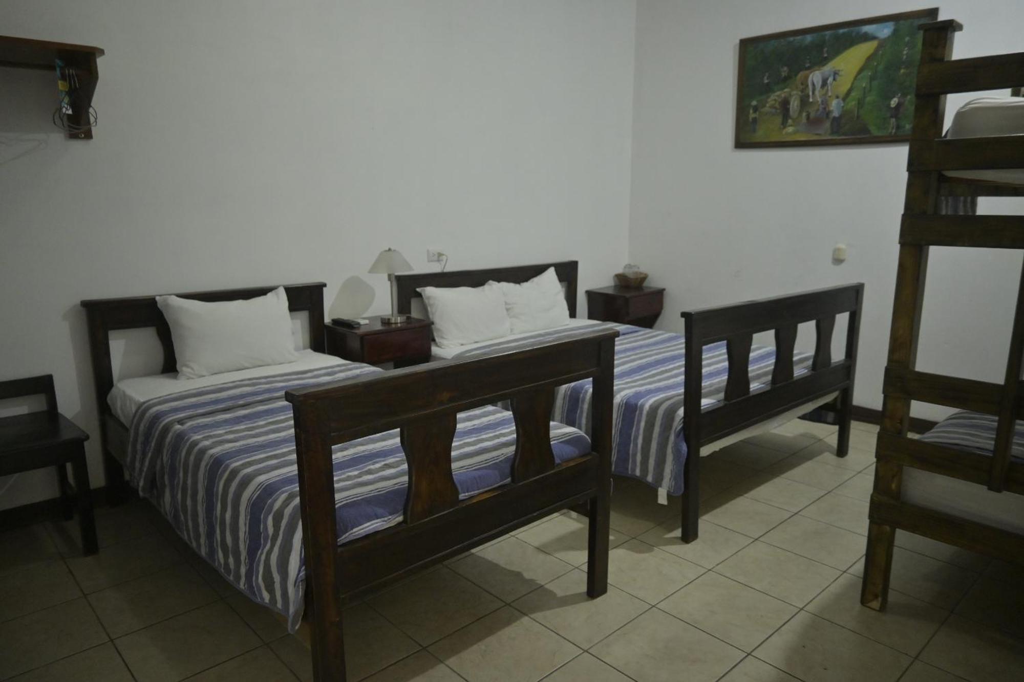 Hotel Las Colinas La Fortuna Kültér fotó