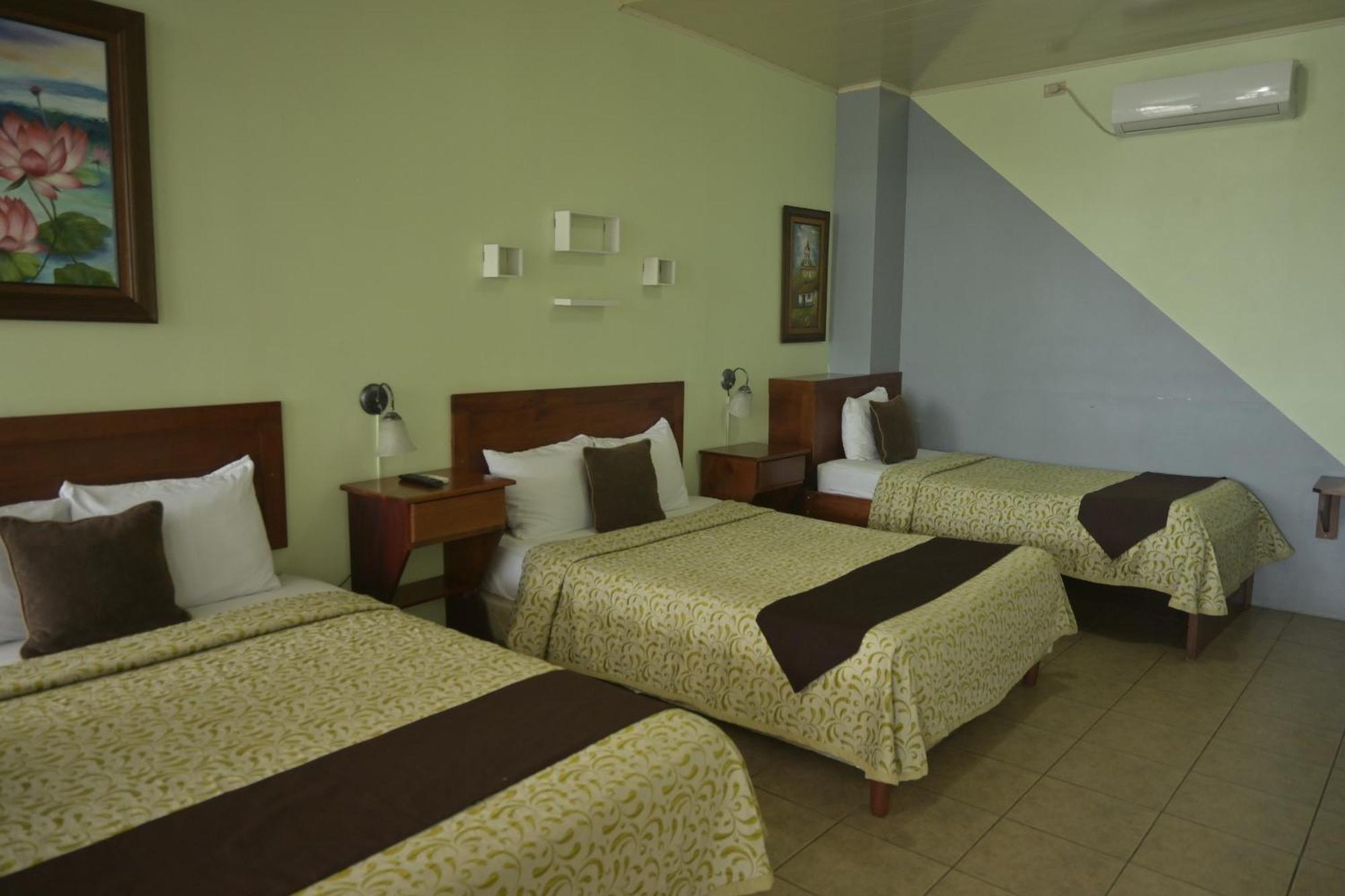 Hotel Las Colinas La Fortuna Kültér fotó