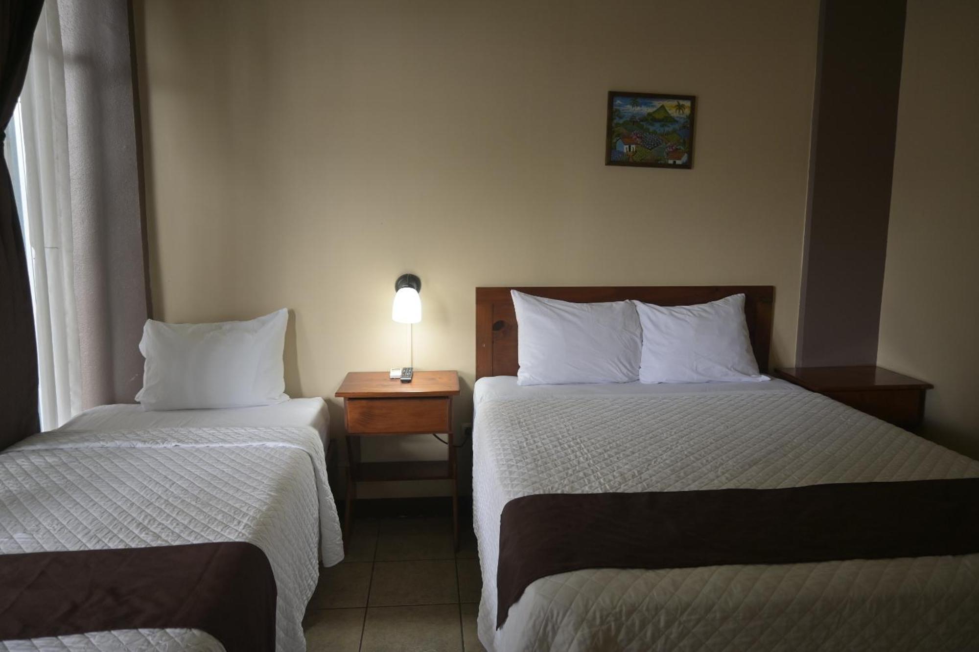 Hotel Las Colinas La Fortuna Kültér fotó