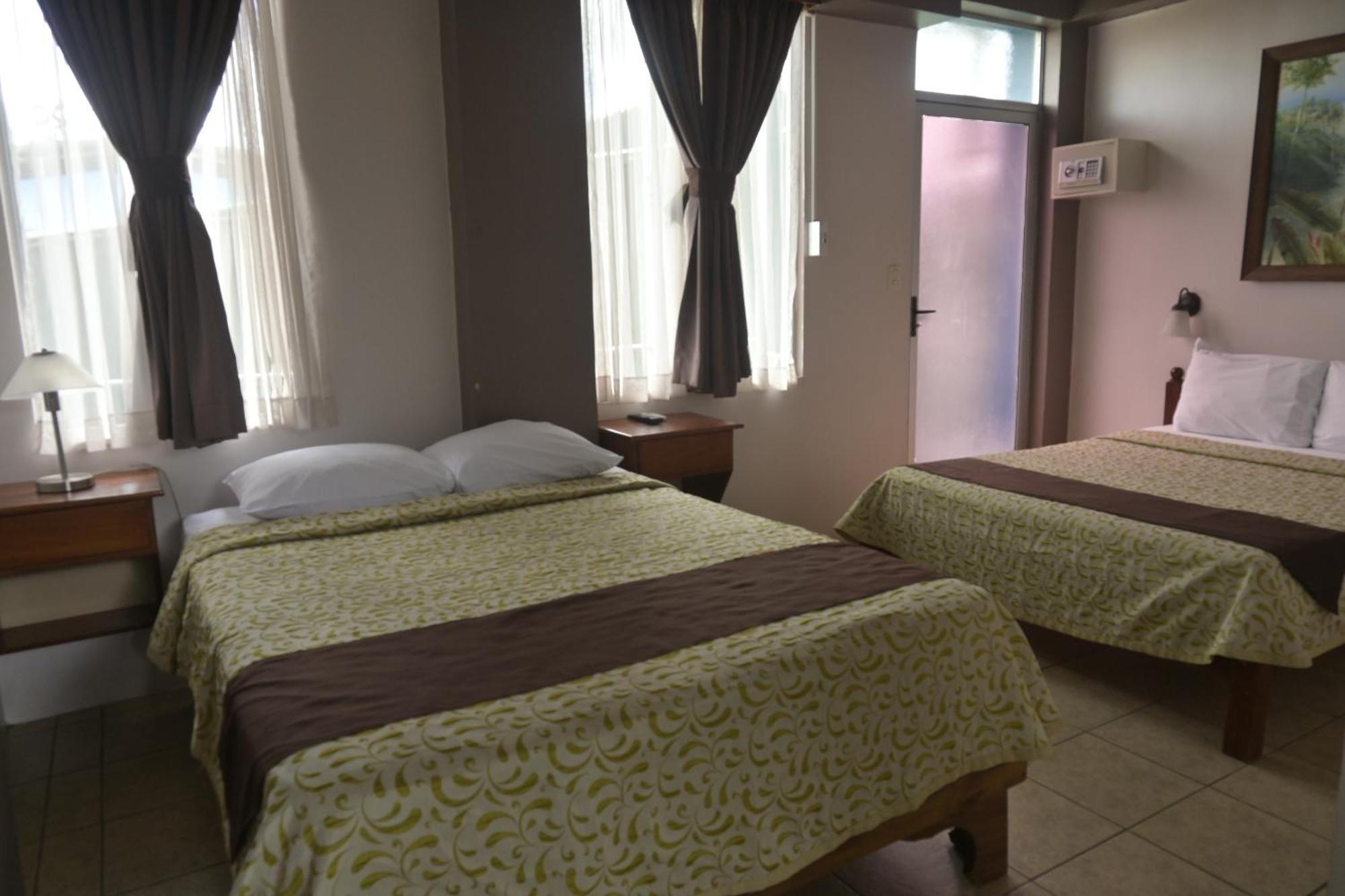 Hotel Las Colinas La Fortuna Kültér fotó
