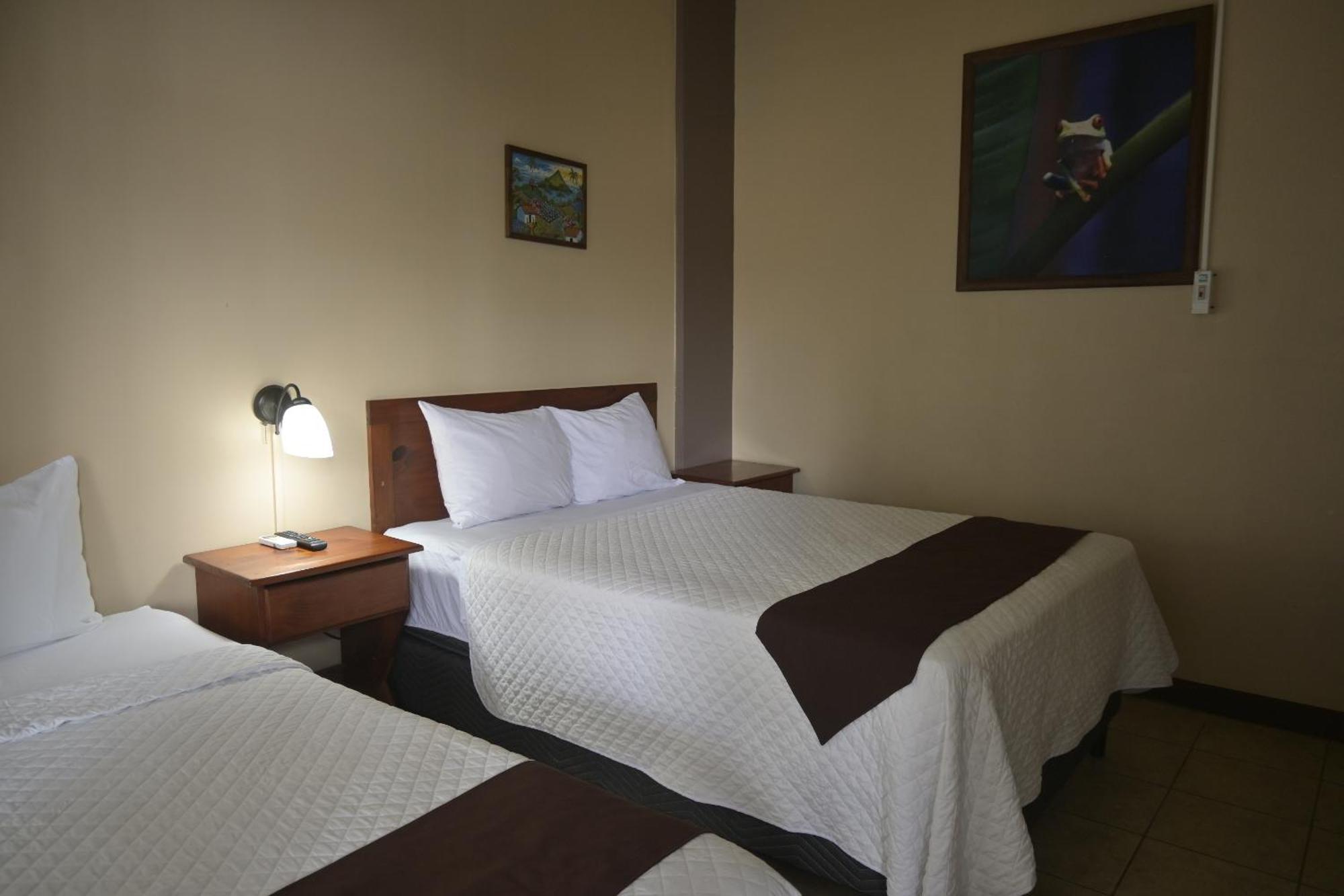 Hotel Las Colinas La Fortuna Kültér fotó